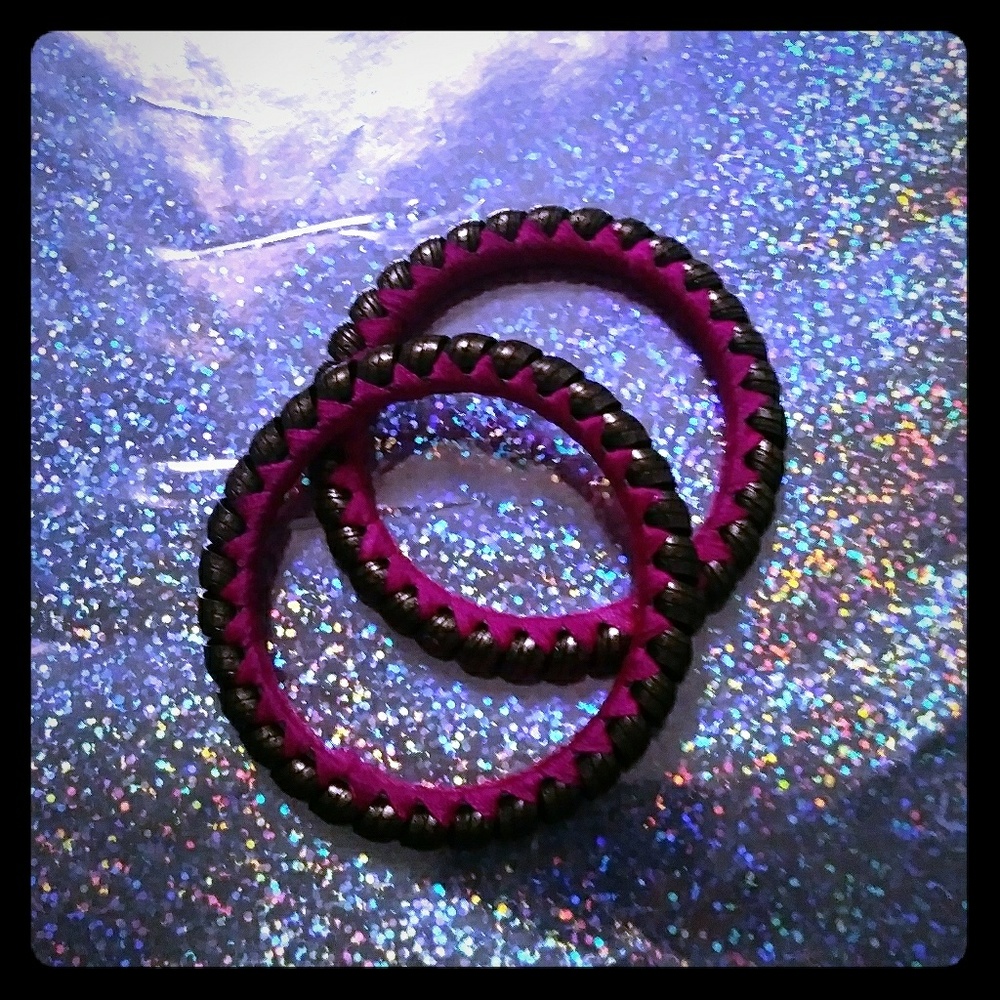 **3 for $9** NWOT Set of 2 Pink Bangle Bracelets